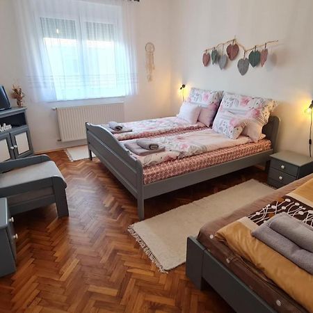 Ri-Jo Apartman Mohács Екстериор снимка